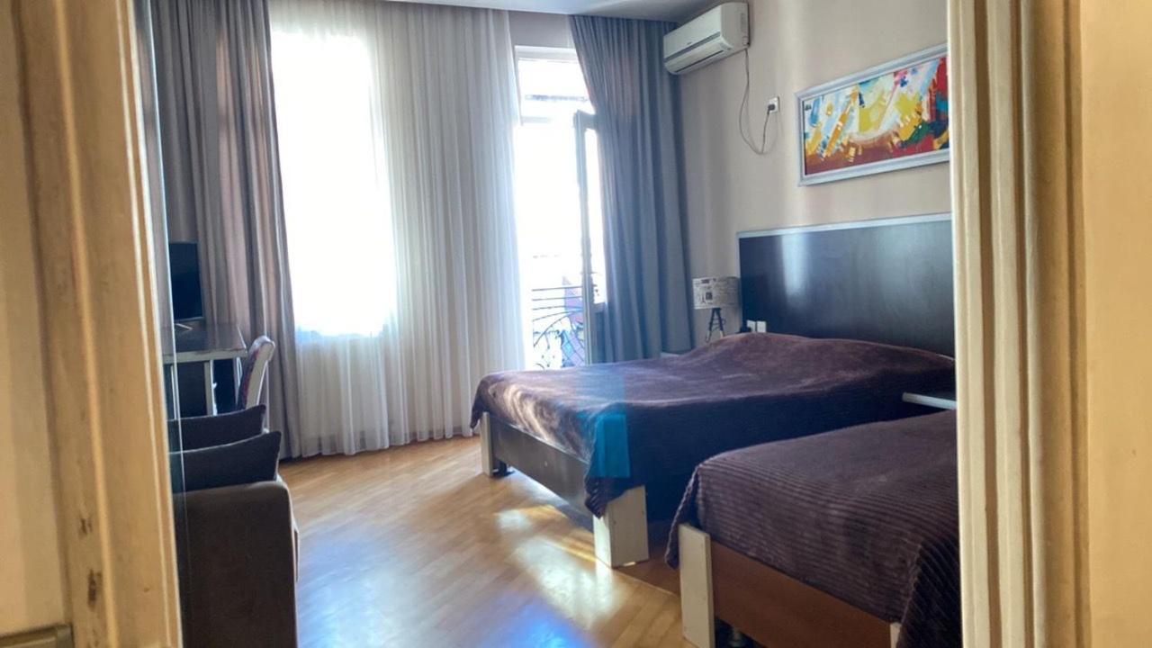 Apart Voyage Batumi Exterior foto